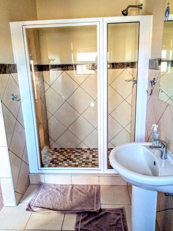 Sea View Bliss Guesthouse With Self Catering Свакопмунд Экстерьер фото