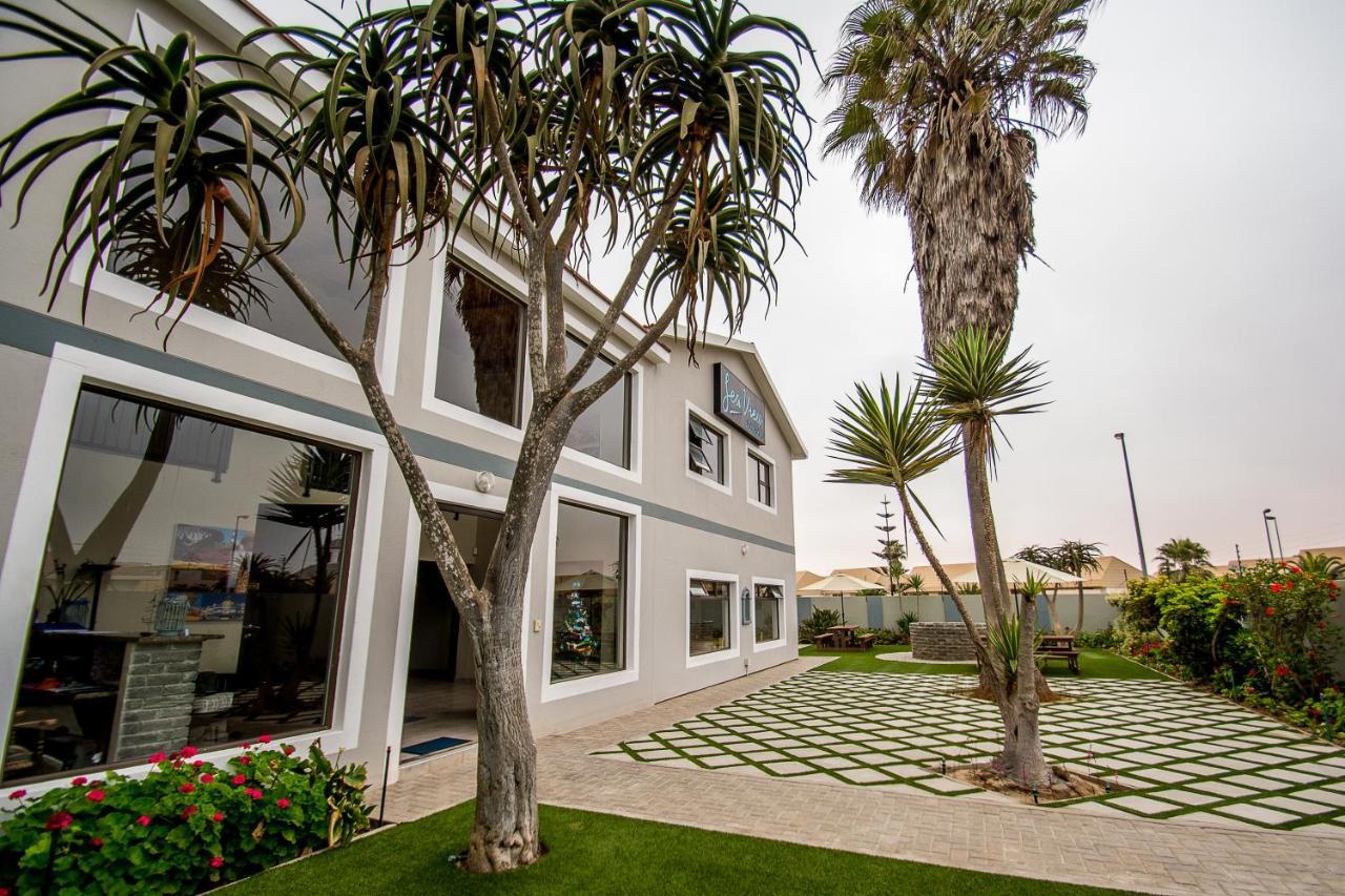 Sea View Bliss Guesthouse With Self Catering Свакопмунд Экстерьер фото