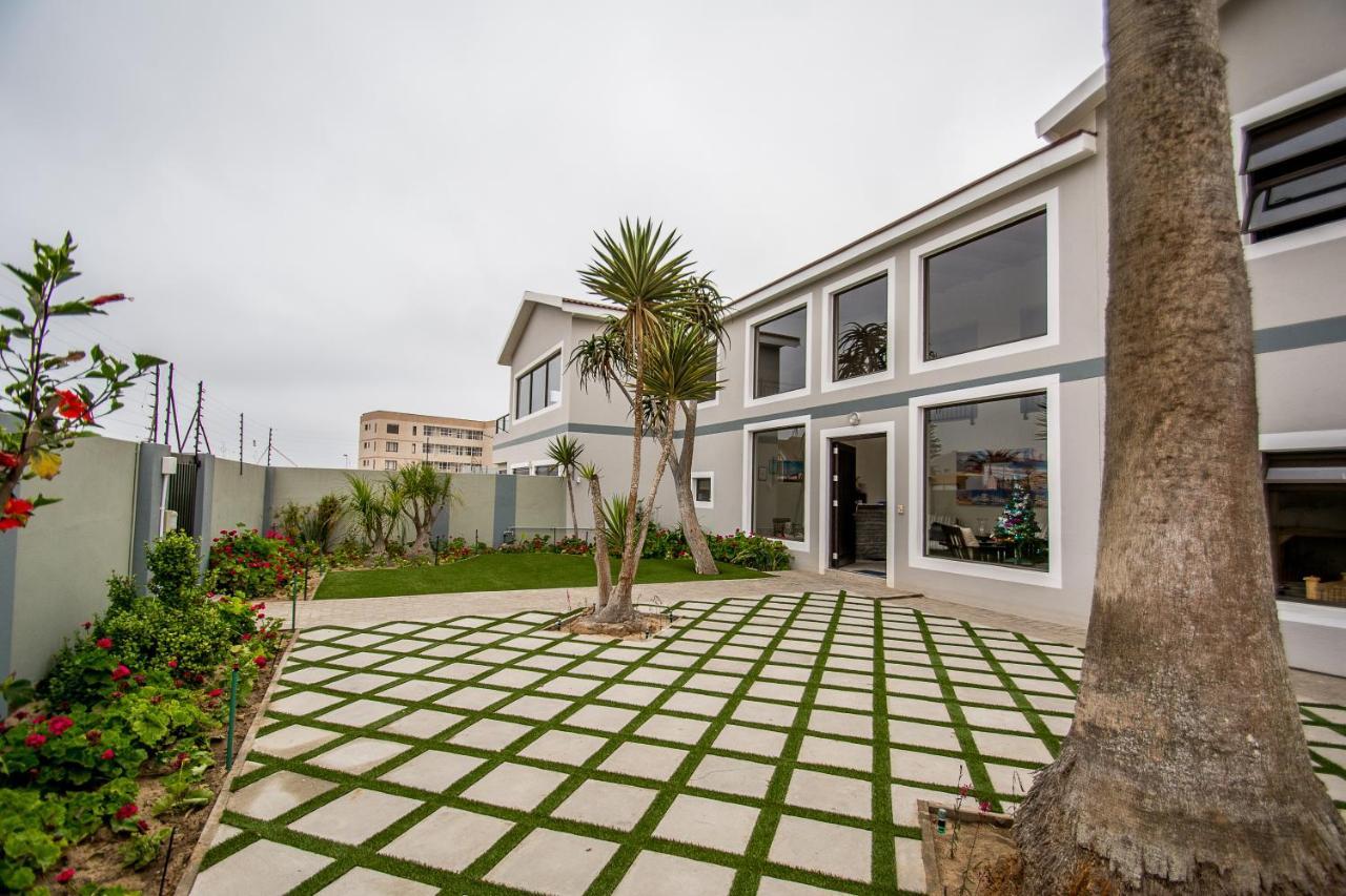 Sea View Bliss Guesthouse With Self Catering Свакопмунд Экстерьер фото